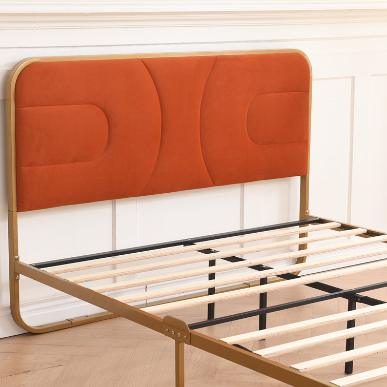 Nelsie Upholstered Platform Bed with Velvet Tufted Headboard