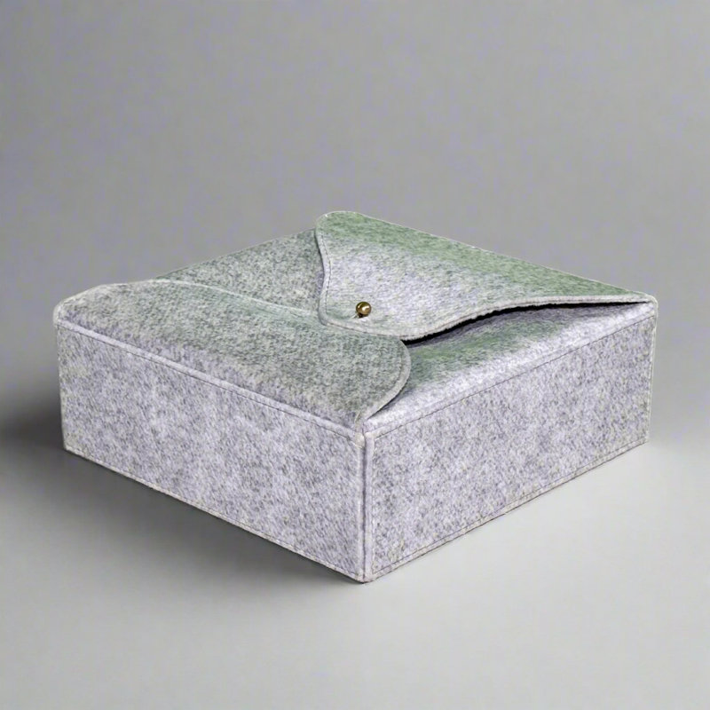 Boîte à bijoux en cuir pour elle, Gris