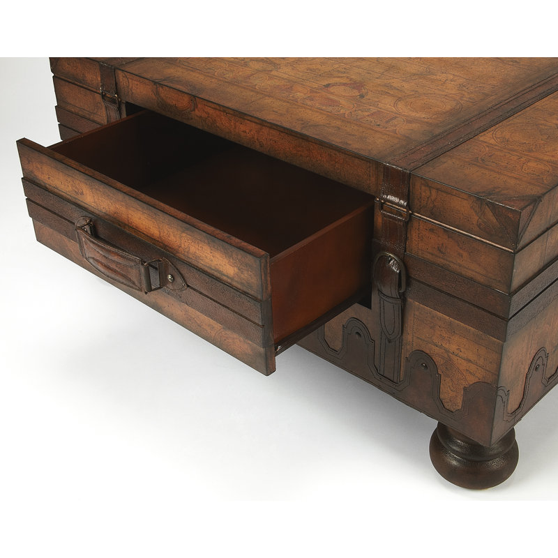 Vasco Old World Map Trunk Table