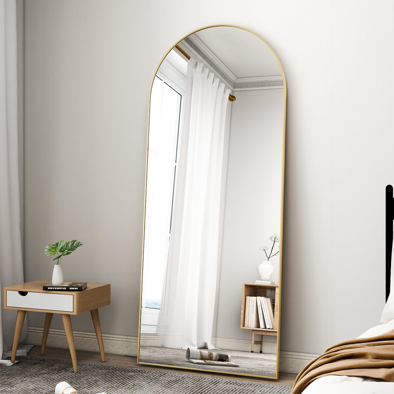 Miroir pleine grandeur incurvé en aluminium, Or, 76 po x 35 po