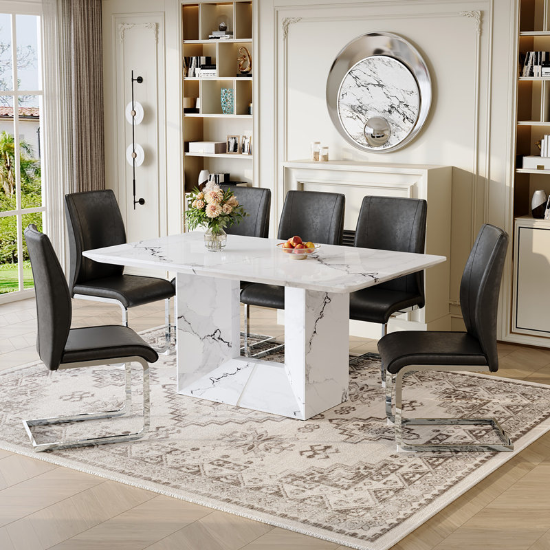 Ensemble de table de salle à manger rectangulaire de 63 po pour 4 personnes, table de salle à manger avec chaises en similicuir