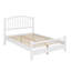 Structure de lit plateforme en bois avec tête de lit arquée-133348635-133348639