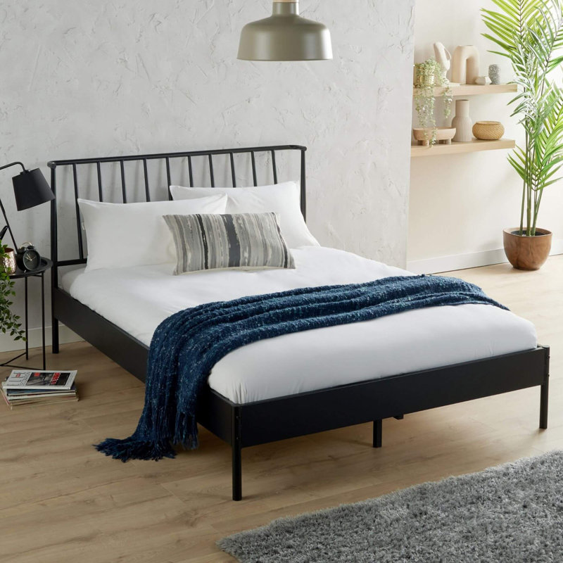 Sentire Geometric Design Metal Bed Frame, Double (4'6)