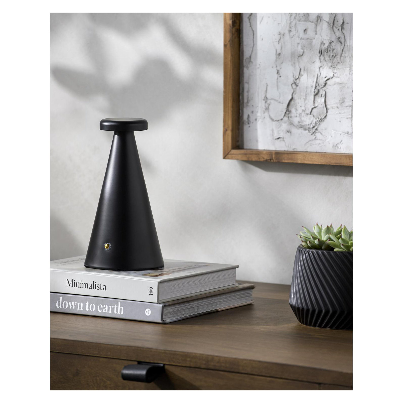 Jialin Accent Table Lamp, Black