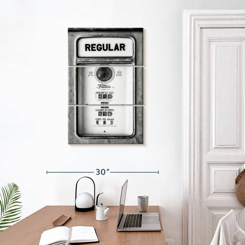 Mehar Regular, 32" H x 20" W
