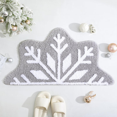   TRUEDAYS Christmas Bathroom Rugs for Bedroom and Living Room, Non Slip Bath Mat Bathtub and Kitchen Welcome Mats Washable Rug