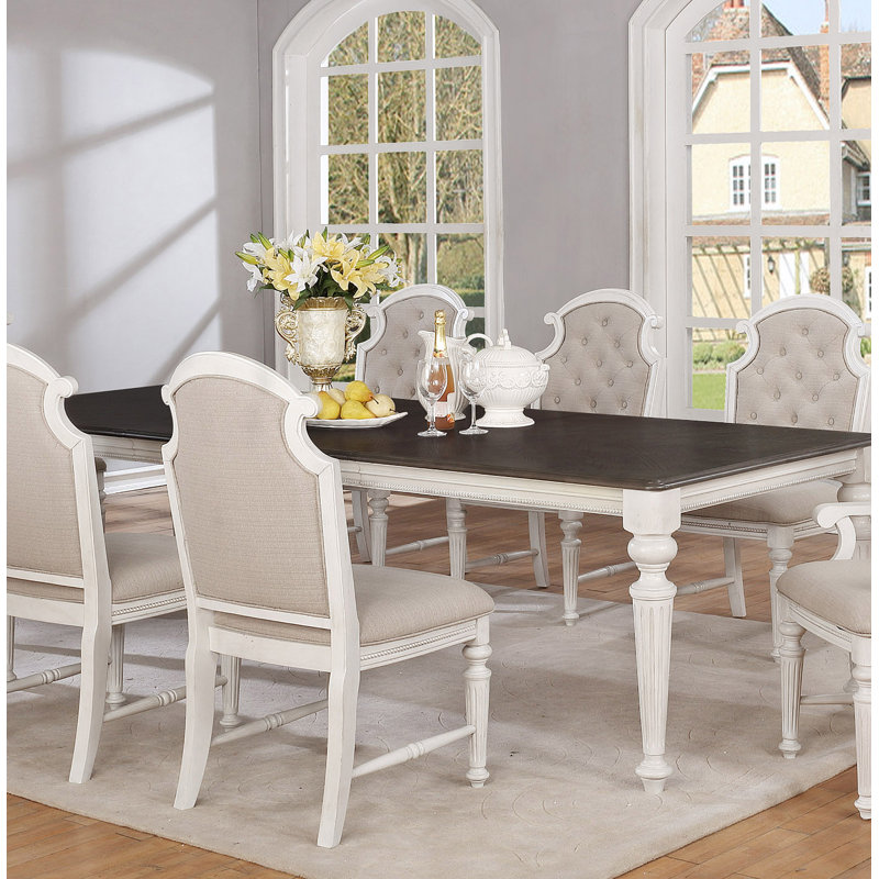 Amadahy Extendable Dining Table