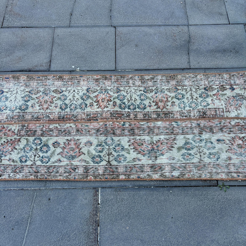 Tapis de couloir turc authentique authentique avec des motifs géométriques distincts pour les espaces traditionnels