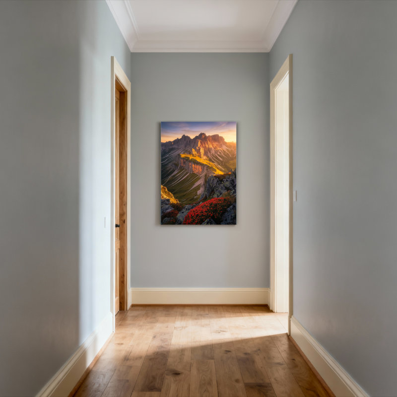 Ensemble de 1 tableau sur toile tendue représentant un coucher de soleil sur un paysage de montagne, H 30 po x l 20 po