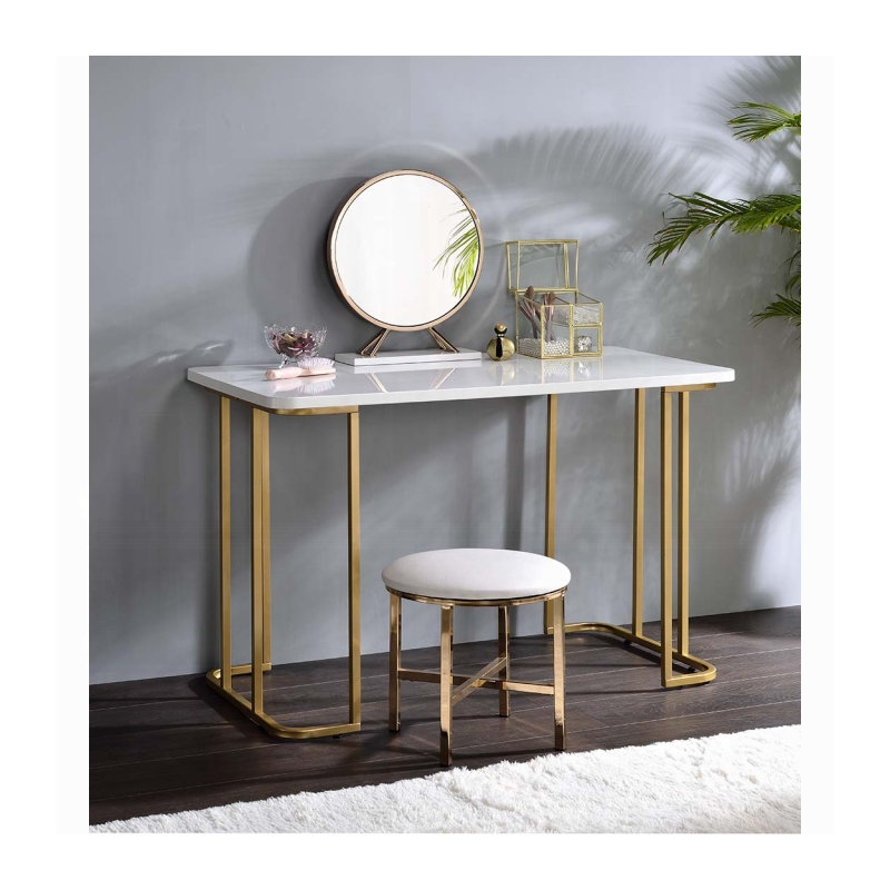 Bureau de coiffeuse Estie avec un design moderne et élégant