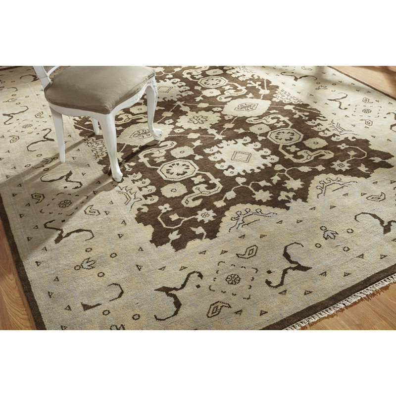 Zelida Hand Woven Wool Oriental Area Rug, Rectangle 9' x 12'