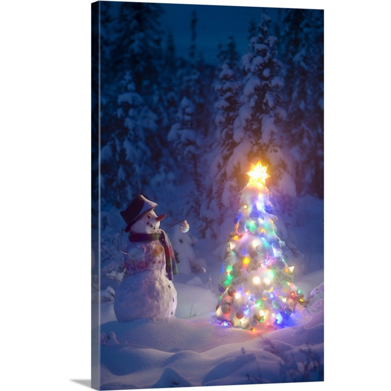 Reproduction d'art sur toile tendue Sagefield «Snowman in Spruce Forest» par Kevin Smith, H 36 po x l 24 po x P 1,25 po
