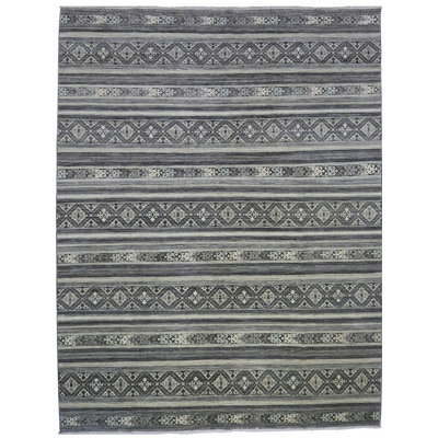 Ash Horizons Tribal 9'0" x 11'9"