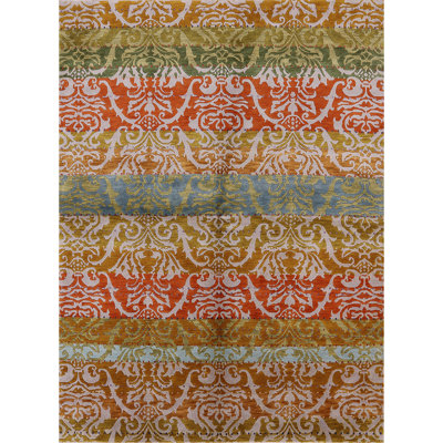 Tapis floral brun / rouge