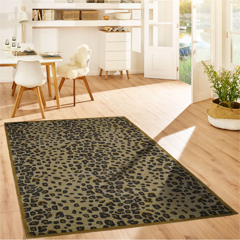 Multi Size Beige Hand Tufted Modern Animal Print Wool Area Rug, Rectangle 2'6" x 4'3"