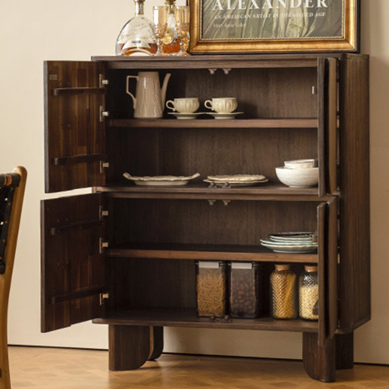Buffet de style rétro français simple