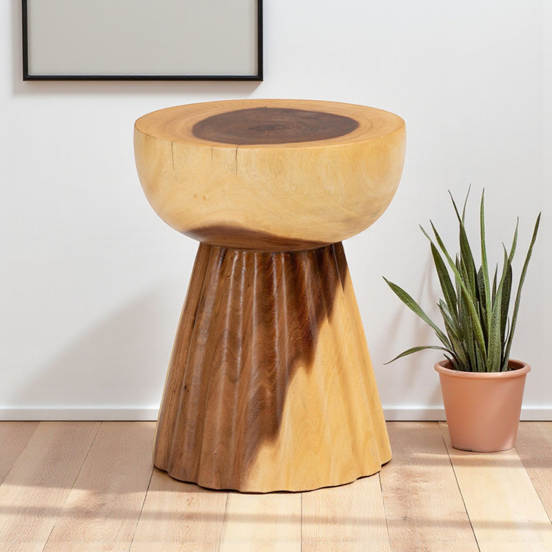 Table d'appoint en grain naturel Nami dans un style bohème moderne pour le salon ou la chambre à coucher