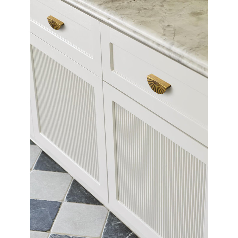 2 Pack Antique Brass Cabinet Pulls Cup Flat Vintage Drawer Pulls Kitchen Cupboard Bathroom Dresser Cabinet Hardware Handles Zinc Alloy