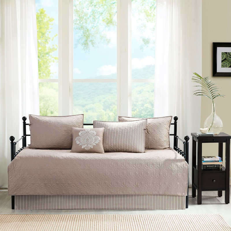 Housse de lit de jour 6 pièces en kaki - taille simple, réversible avec uni / rayure, 3 taies décoratives, pièces décoratives enveloppantes