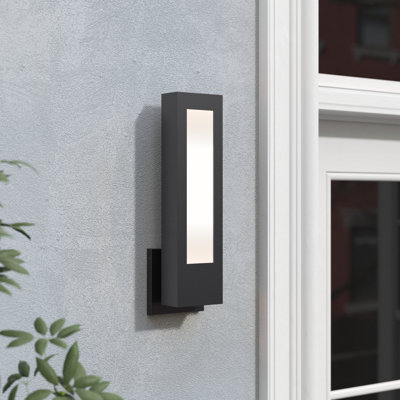 Blayk LED Wall Light