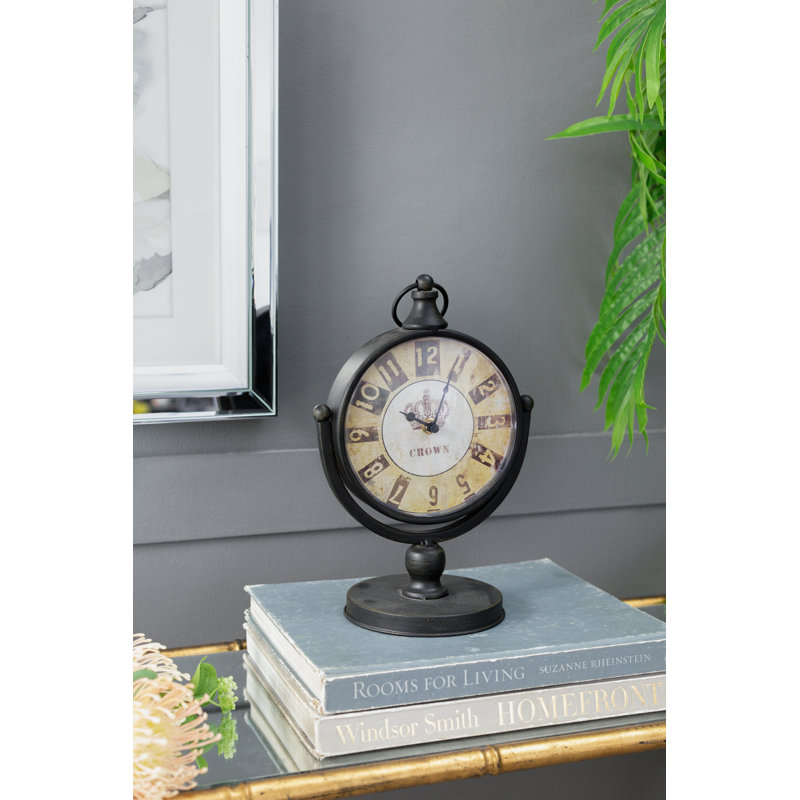 Horloge de table traditionnelle