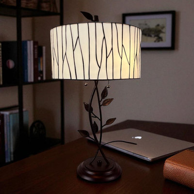 White Tiffany Table Lamp