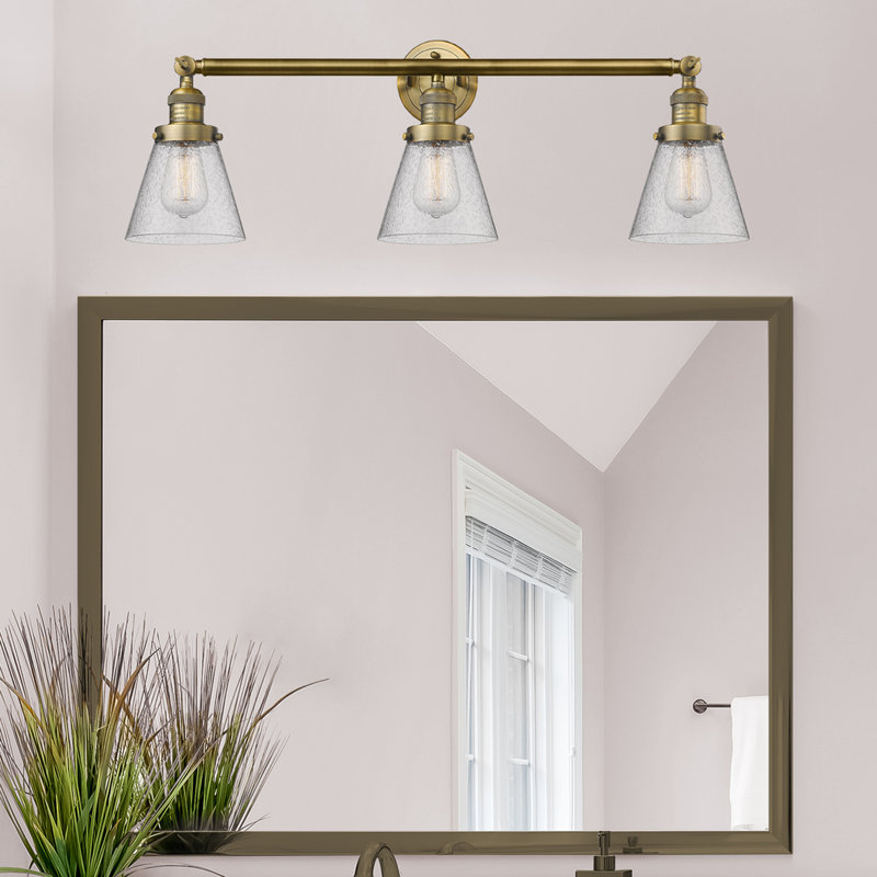 Éclairage pour meuble-lavabo 3 lumières Shauna Cone, DEL, Laiton brossé