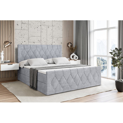 Ashanty Bed with Mattress