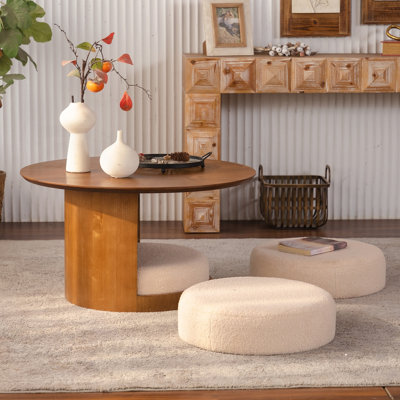 Table basse ronde en bois avec 3 tabourets gigognes en tissu