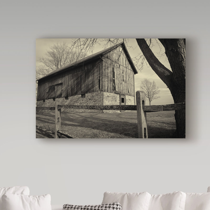 Molloy Anthony Paladino, grange vieillie avec clôture en bois - reproduction de photo sur toile tendue