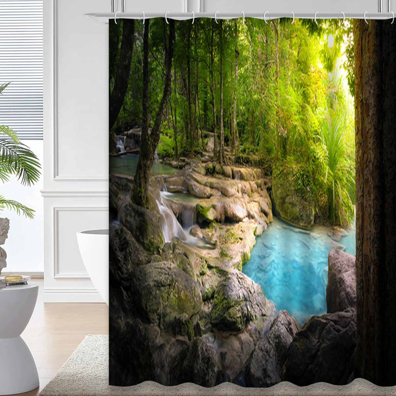 Rideau de douche Tranquil River Stream, L 72 po x l 72 po