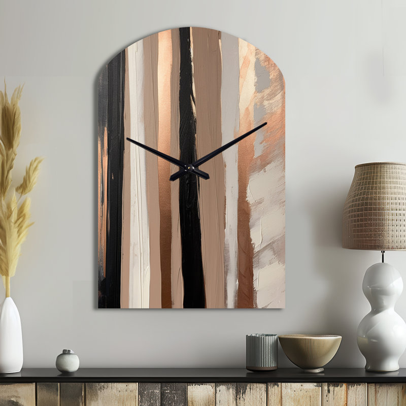 Brun et noir au-delà des limites IV - horloge abstraite en métal, horloge murale asymétrique moderne, Moyenne