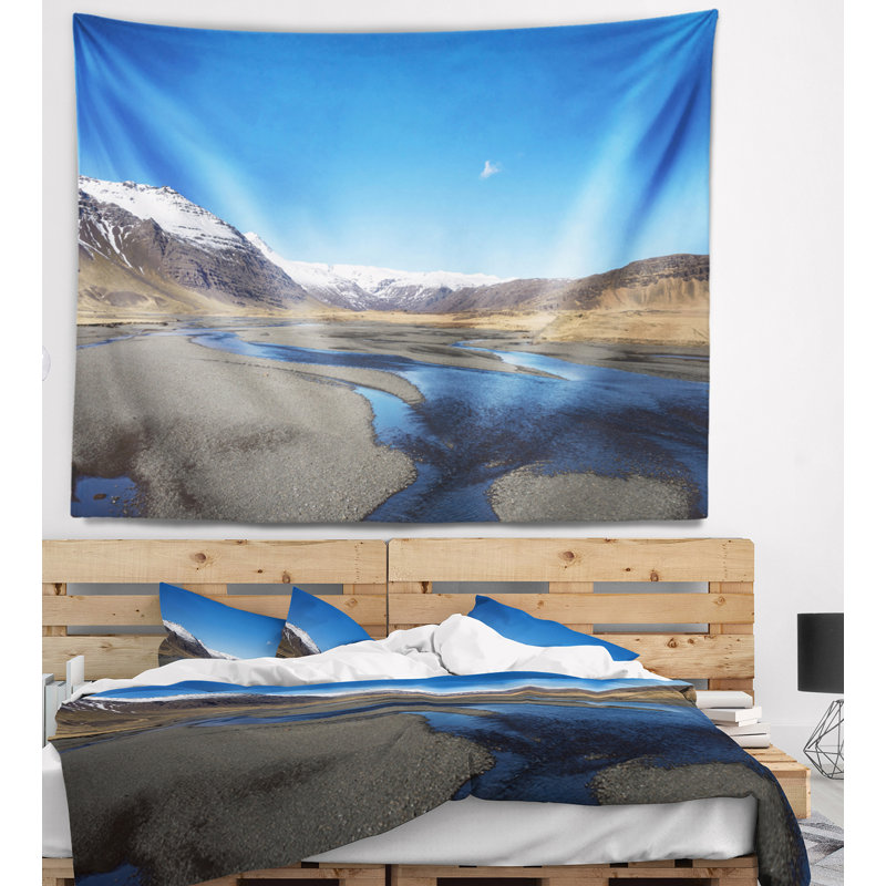 Tapisserie de paysages et de lacs à l’islande, H 32 po x l 39 po