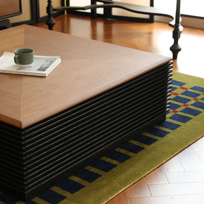 Modern and simple solid wood storage coffee table