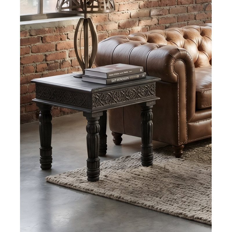 Table de bout Aarohi, Noir