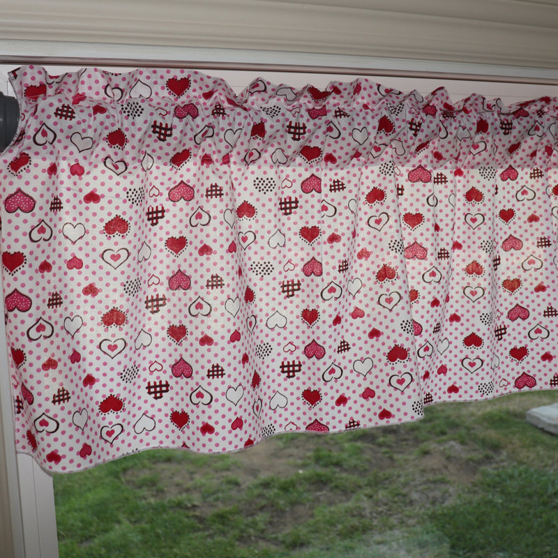 Cantonnière à motif de cœurs et de pois, Red, L 58 po x L 14 po