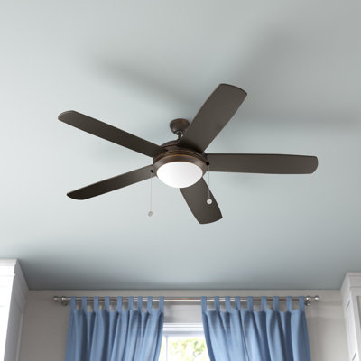 Ventilateur de plafond standard à DEL à 5 pales de 52 po avec chaîne de traction et ensemble d'éclairage inclus Cumbie