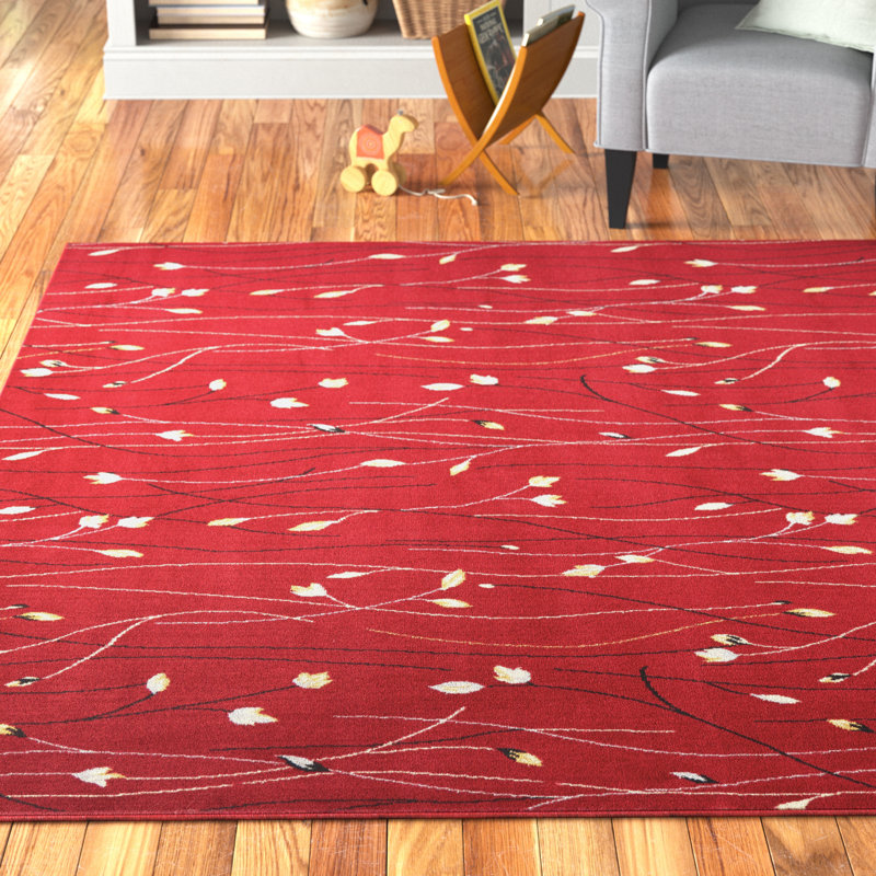Tapis rouge à motif floral Aratrika, Rectangle 5 pi 3 po x 7 pi 3 po