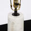 Lampe de table cylindrique en marbre blanc