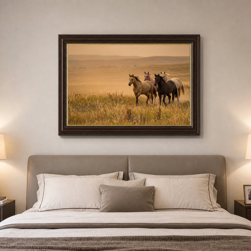 Quatre chevaux qui courent dans un champ doré, art mural, H 12 po x l 18 po