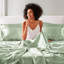 Lit simple en satin de luxe 4 pièces - sauge, sans substances nocives, réduit les frisottis, convient aux matelas de 16 po