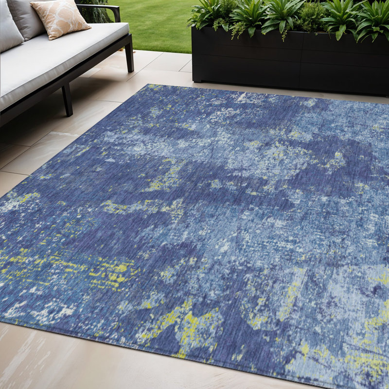 Tapis extérieur lavable abstrait bleu marine et bleu denim 5 pi x 8 pi