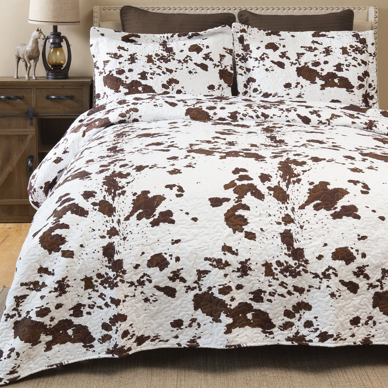 Wrangler Cowhide Queen Quilt Bedding Set, Queen Quilt + 2 Standard Shams