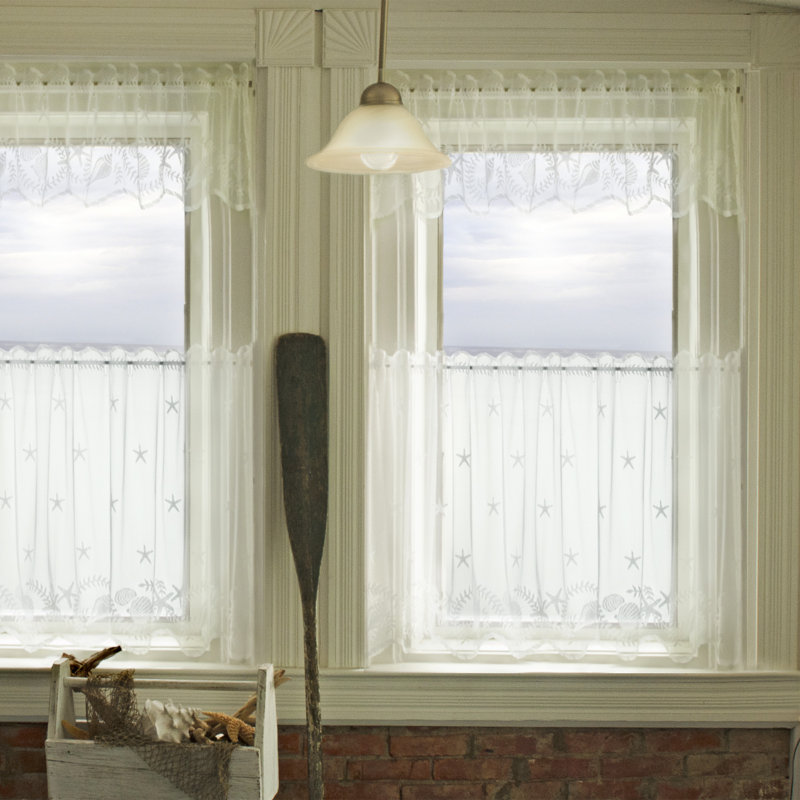 Belvoir Floral Scalloped Window Valance