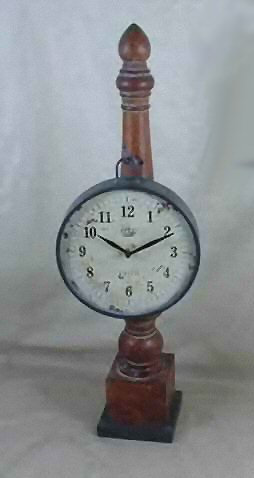 Analogue Tabletop Clock in