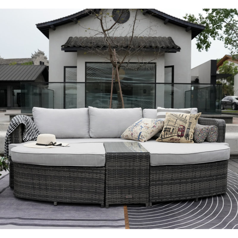226.1cm Wide Wicker Patio Daybed with Cushions, Grey