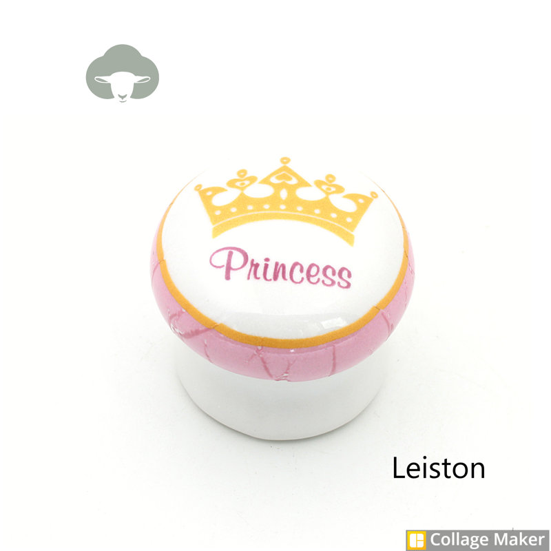 Dipietro 33mm Diameter Round Knob