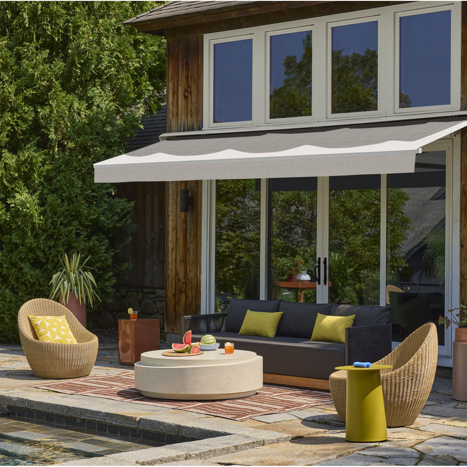 Gamma Patio Lounge Chair