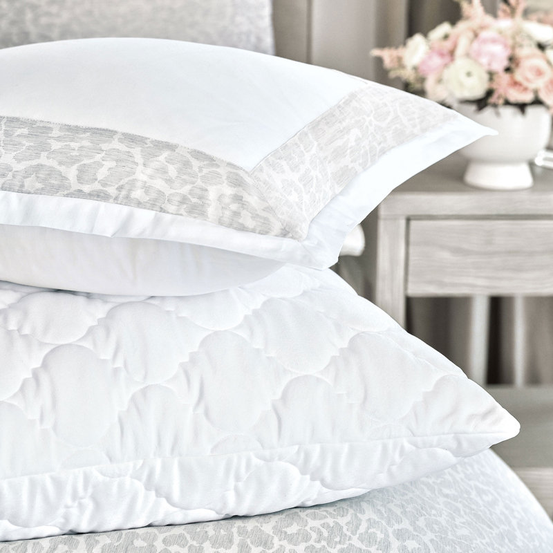 Zerafina By De'Medici Sham, Standard