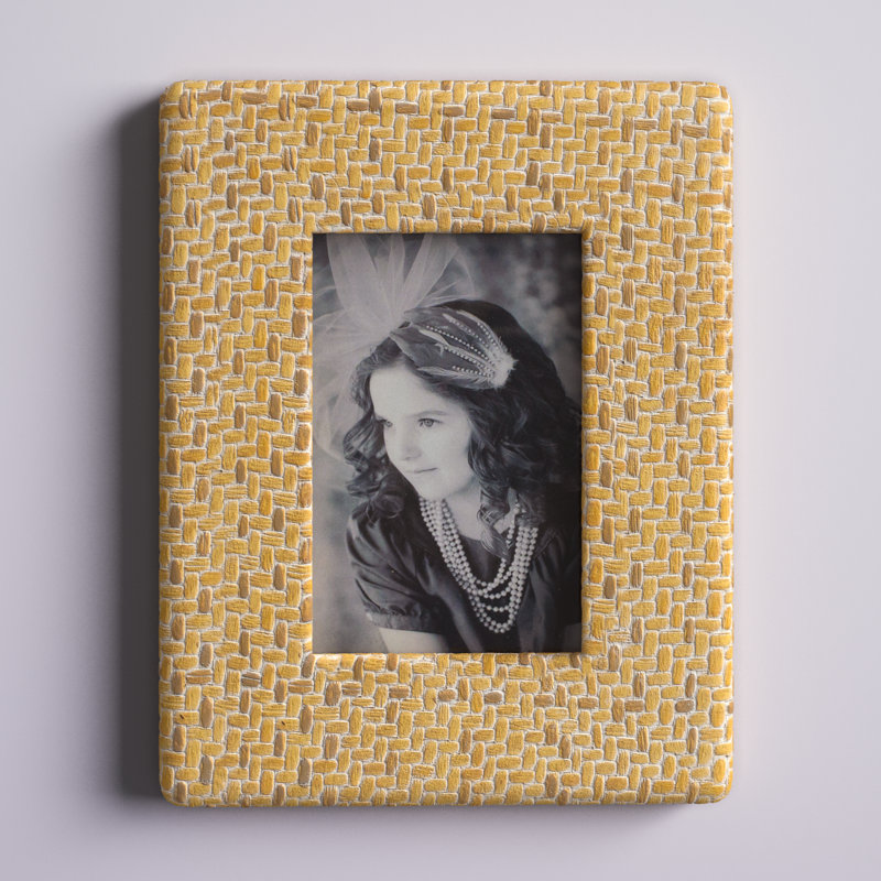 Alexix Brown Single Picture Frame